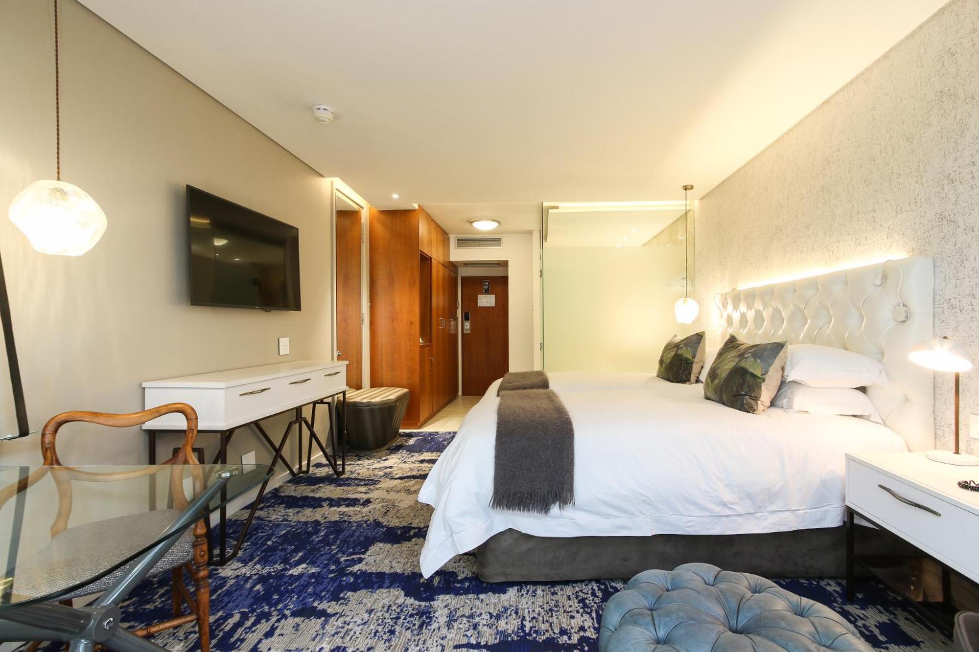 Vineyard Hotel Cape Town Bagian luar foto
