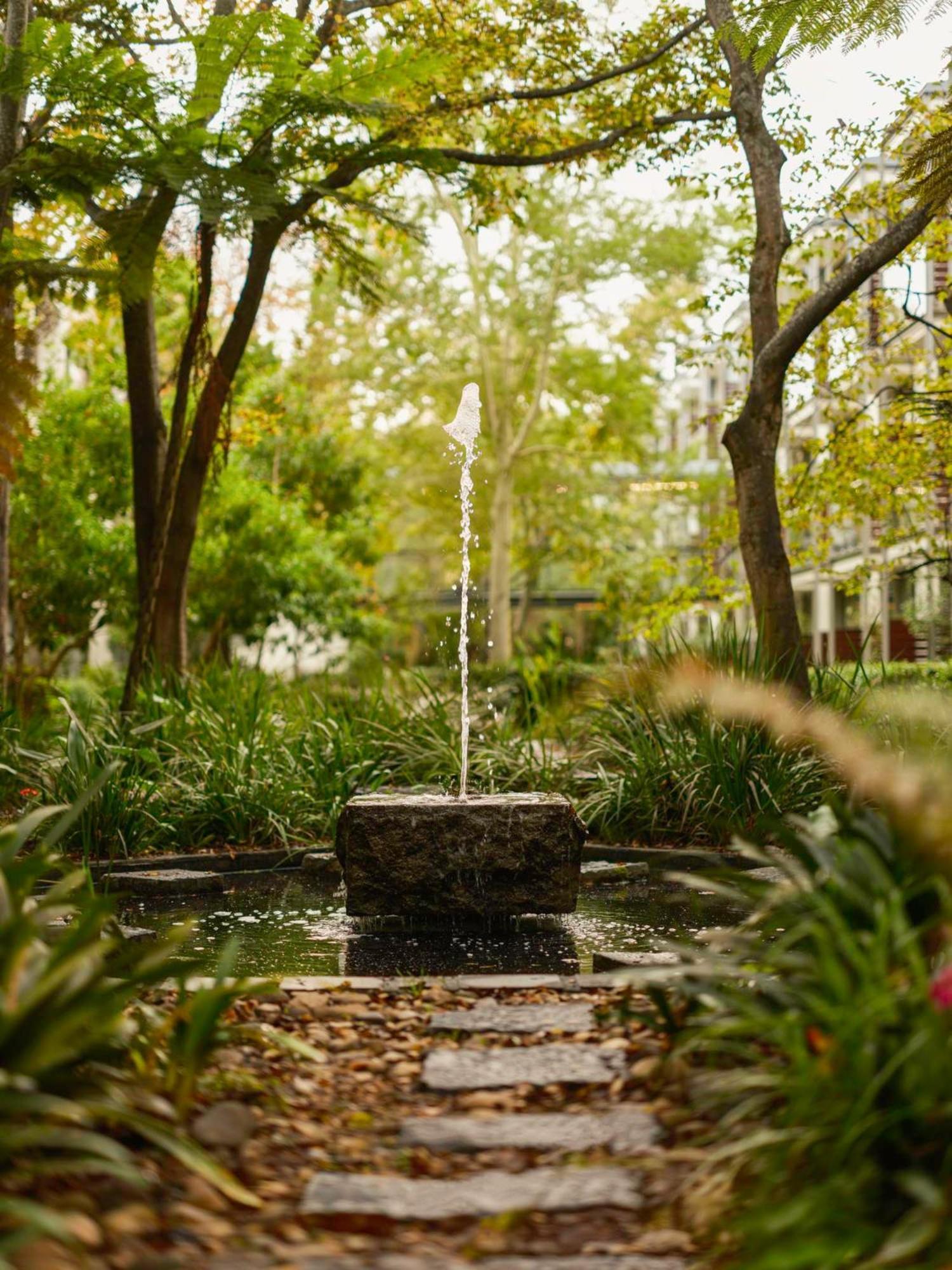 Vineyard Hotel Cape Town Bagian luar foto