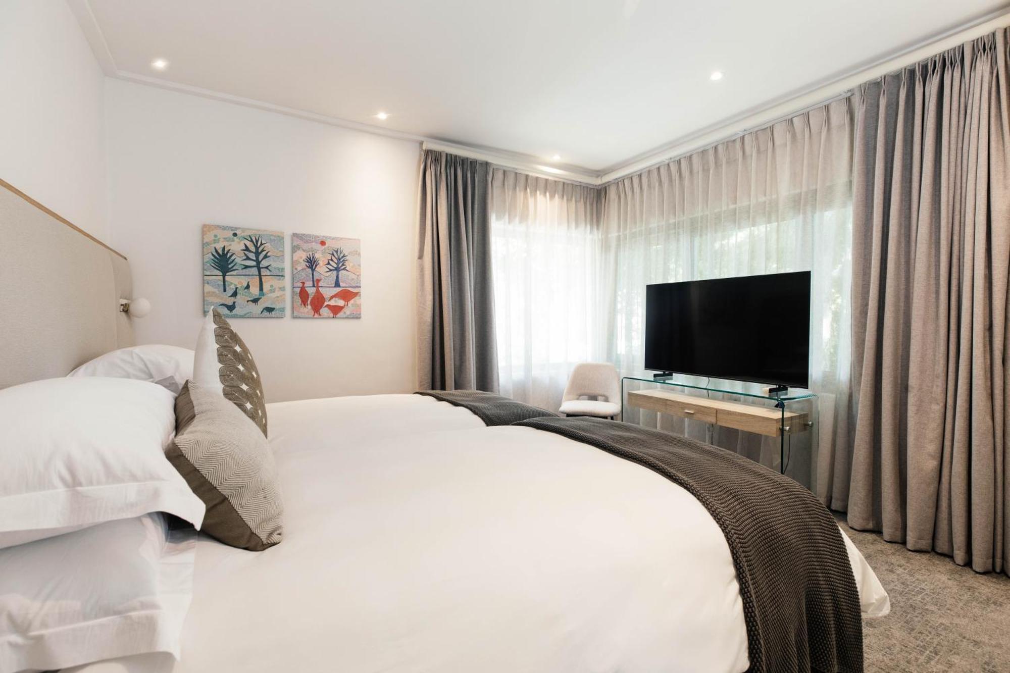 Vineyard Hotel Cape Town Bagian luar foto