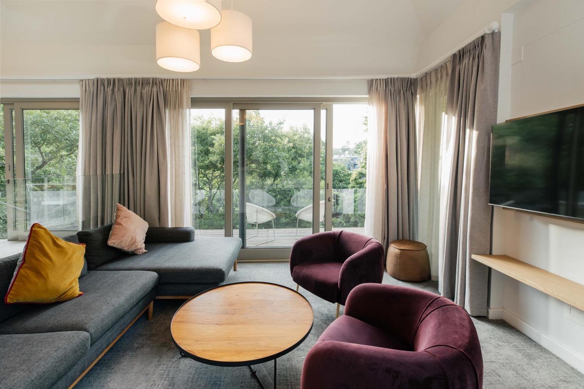 Vineyard Hotel Cape Town Bagian luar foto